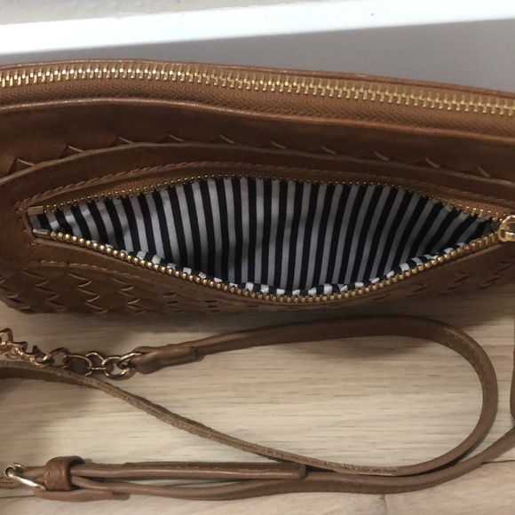 Miss Luxe crossbody bag - Picture 3 of 5